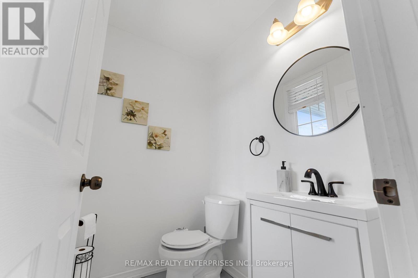 Photo 6 of 358 Windwood Drive, Hamilton ON