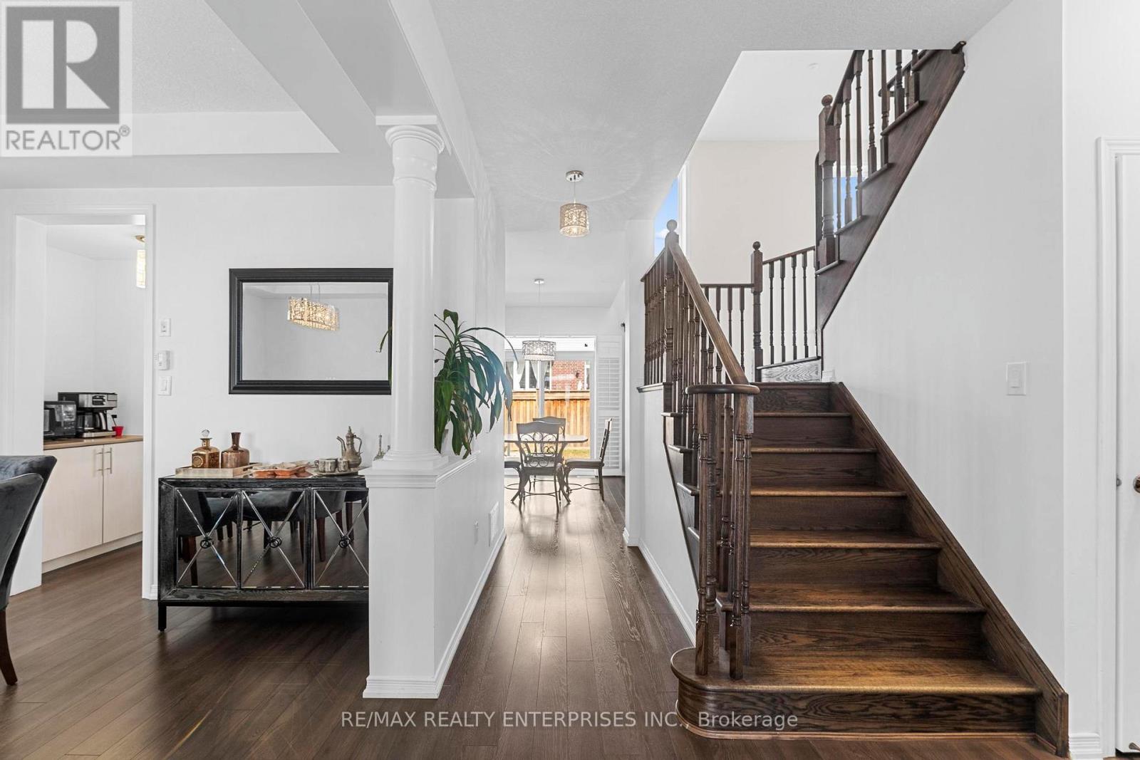 Photo 7 of 358 Windwood Drive, Hamilton ON