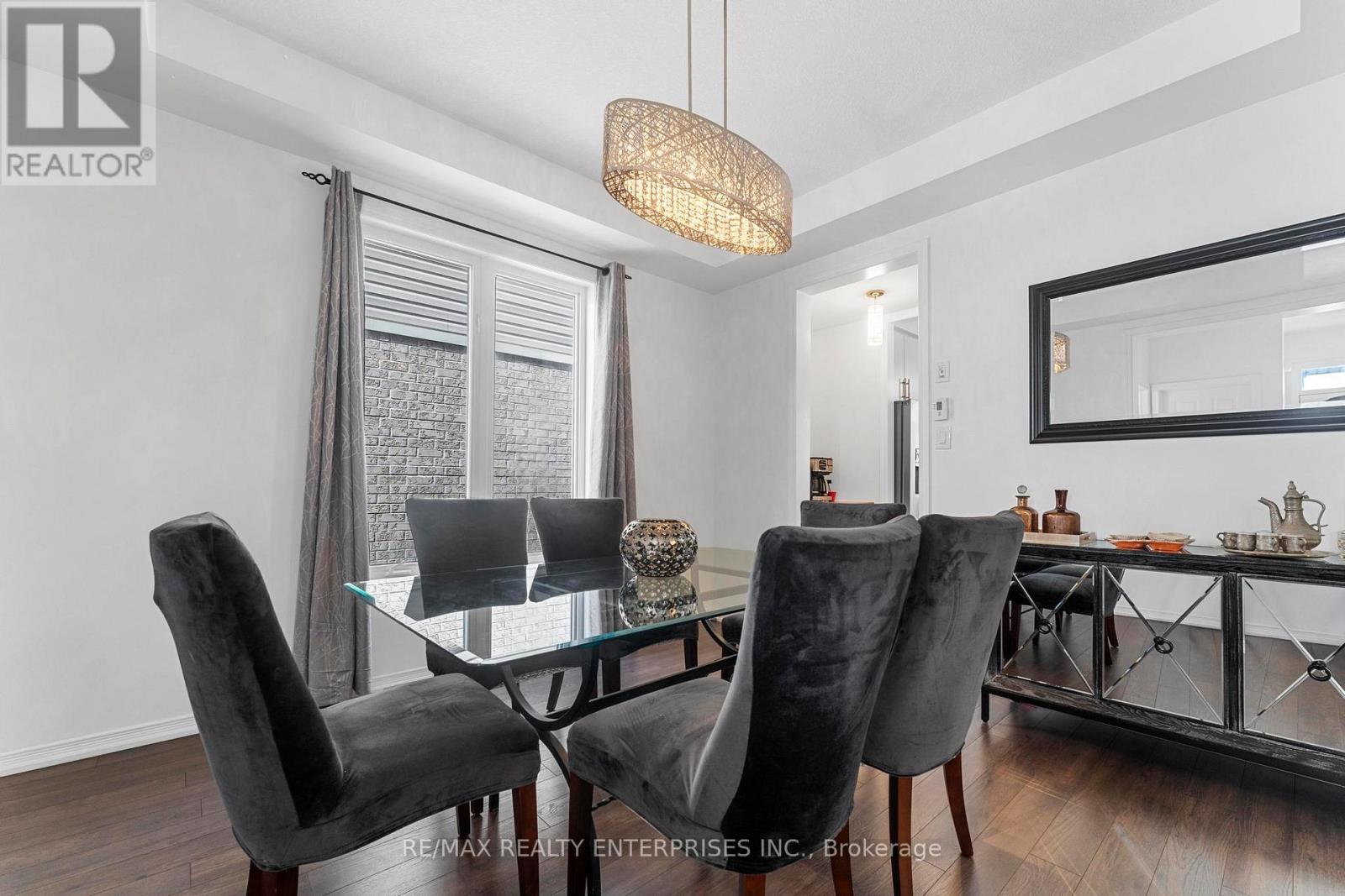 Photo 9 of 358 Windwood Drive, Hamilton ON