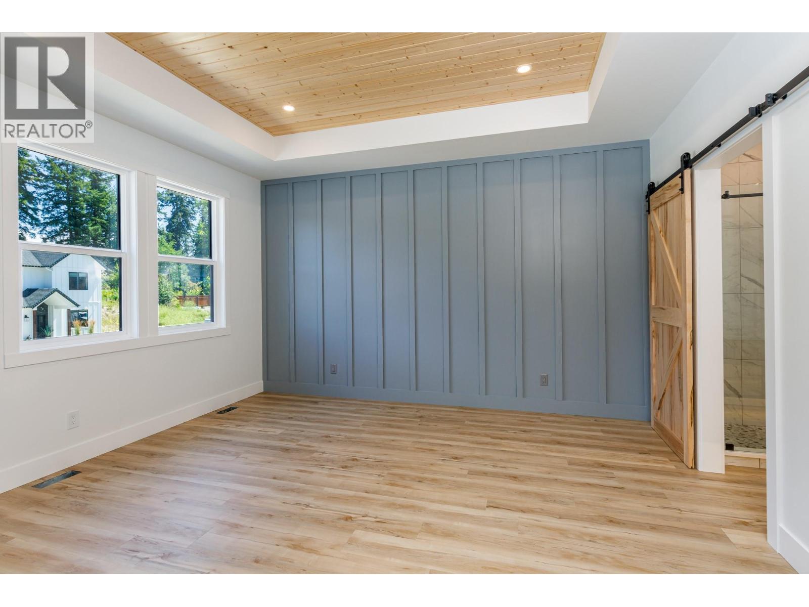 Photo 18 of 1401 21 Street Ne, Salmon Arm BC