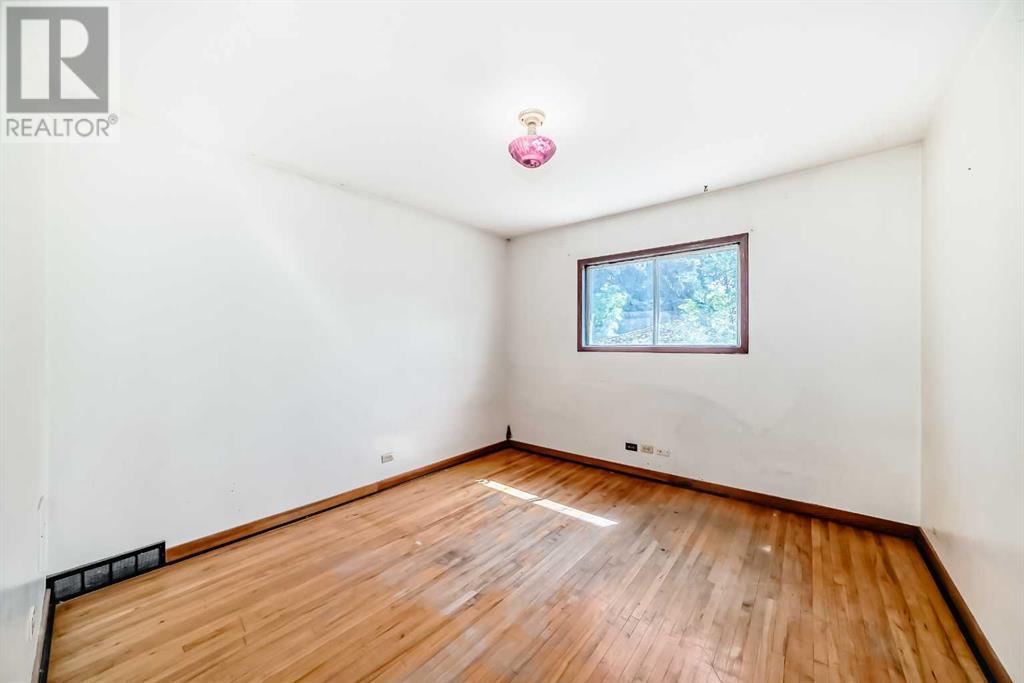 Single Family House Bungalow for Sale in  Centre Street NE Tuxedo Park Calgary 