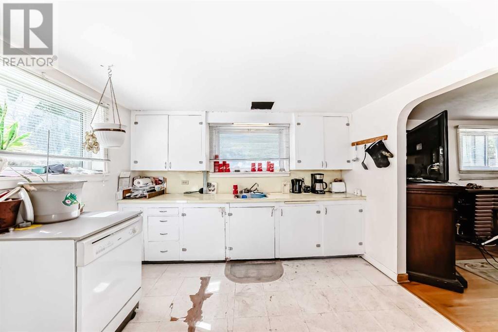 Single Family House Bungalow for Sale in  Centre Street NE Tuxedo Park Calgary 
