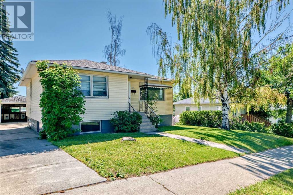 Single Family House Bungalow for Sale in  Centre Street NE Tuxedo Park Calgary 