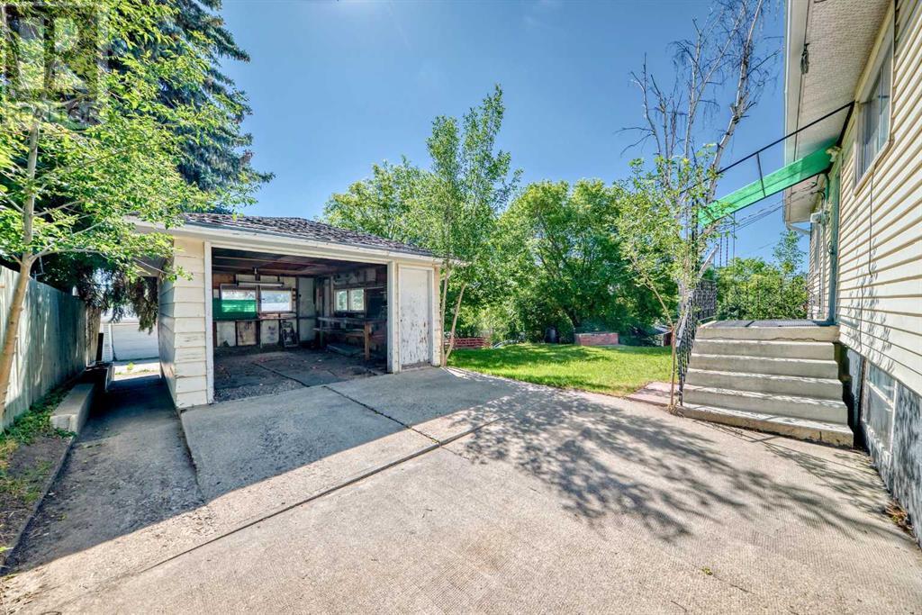 Single Family House Bungalow for Sale in  Centre Street NE Tuxedo Park Calgary 