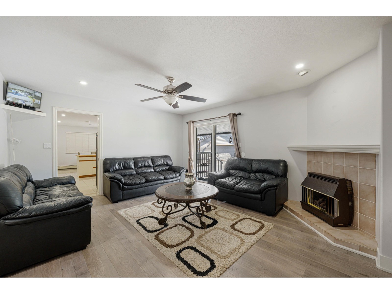 Photo 21 of 23363 48 Avenue, Langley BC