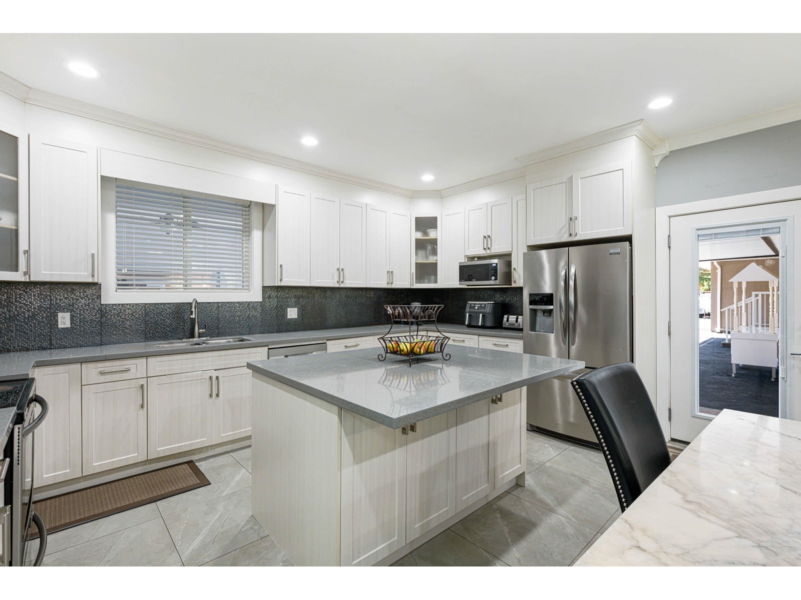 Photo 37 of 23363 48 Avenue, Langley BC