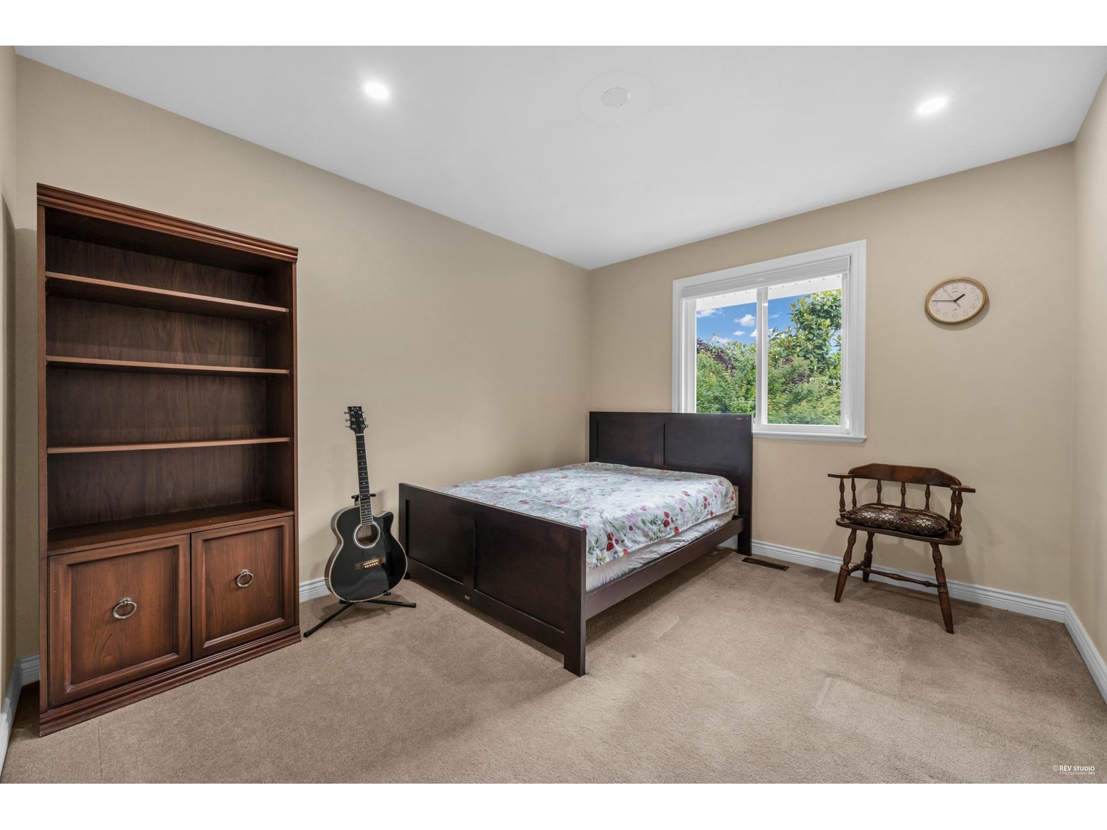 Photo 9 of 14741 30 Avenue, Surrey BC