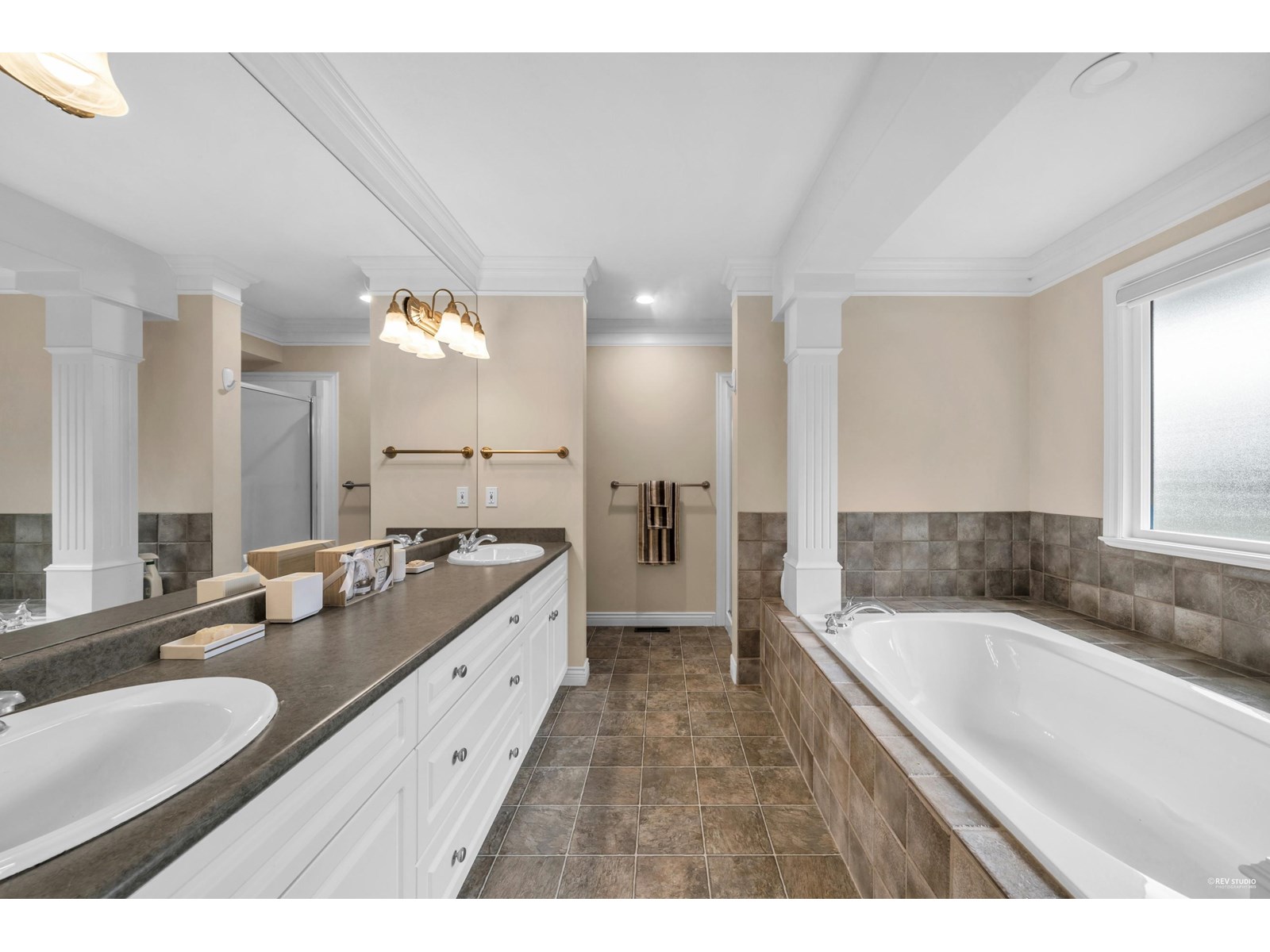 Photo 31 of 14741 30 Avenue, Surrey BC