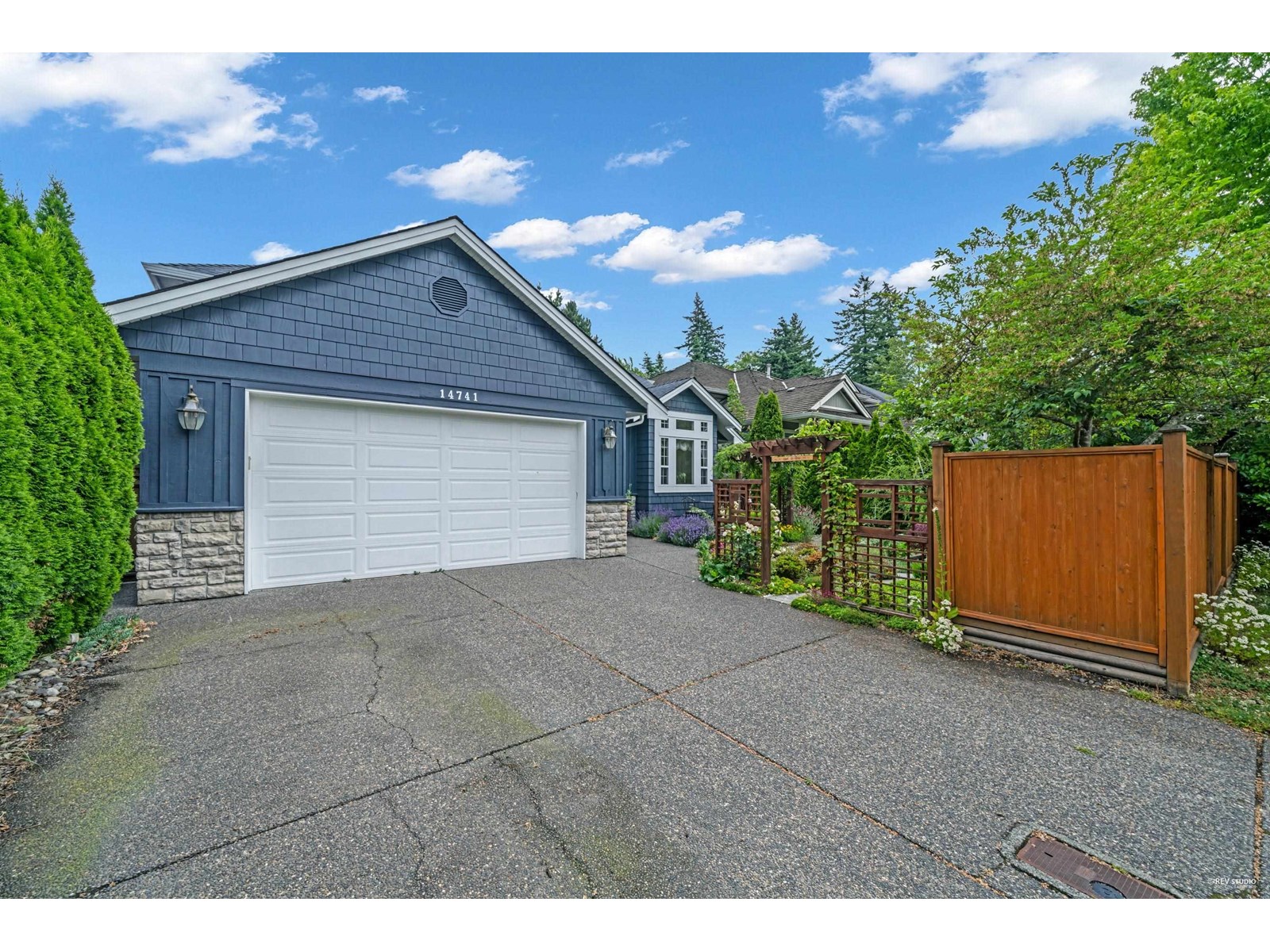 Photo 18 of 14741 30 Avenue, Surrey BC