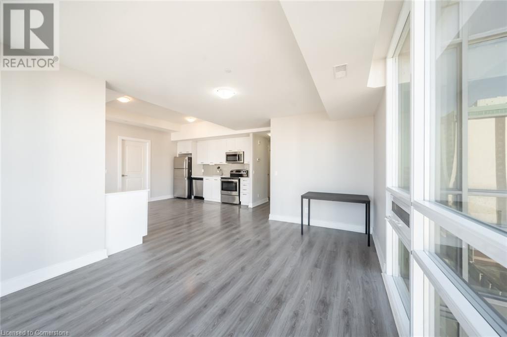 Photo 18 of 150 Main Street W Unit Ph 3, Hamilton ON