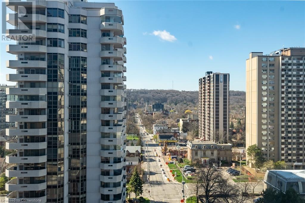 Photo 4 of 150 Main Street W Unit Ph 3, Hamilton ON