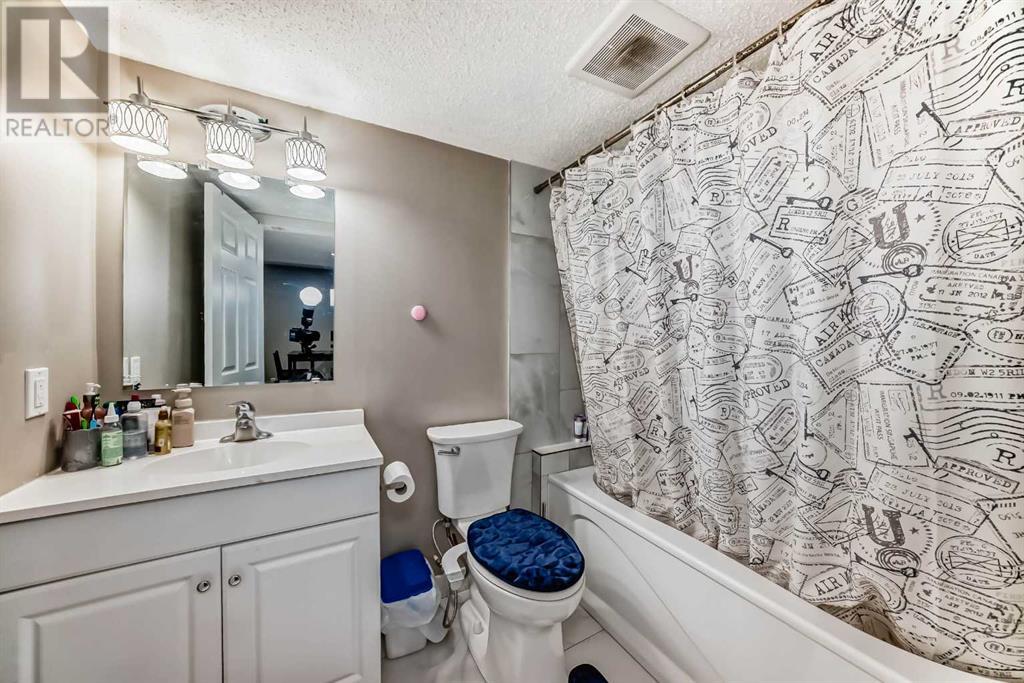 Single Family House for Sale in  Redstone Drive NE Redstone Calgary 
