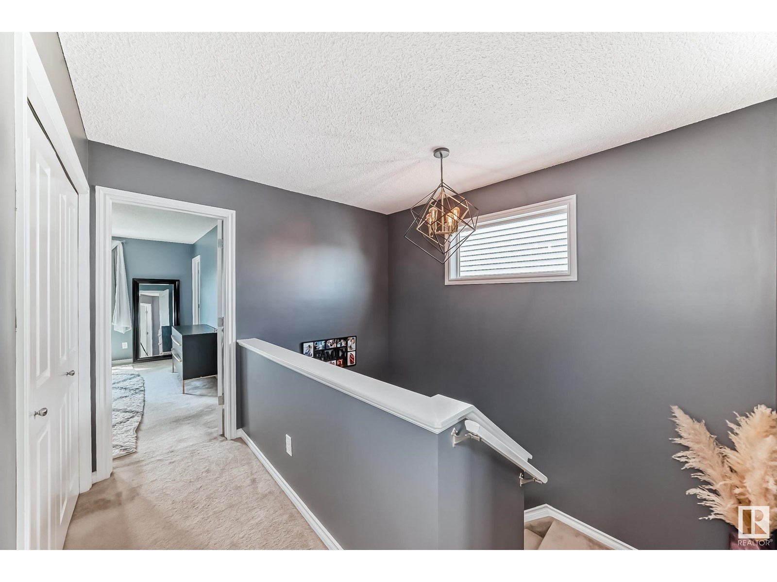 Photo 7 of 1636 65 St Sw, Edmonton AB