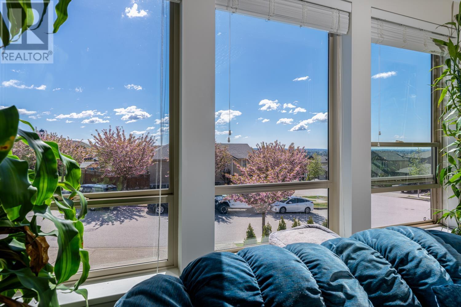 Photo 6 of 23611 Bryant Drive, Maple Ridge BC