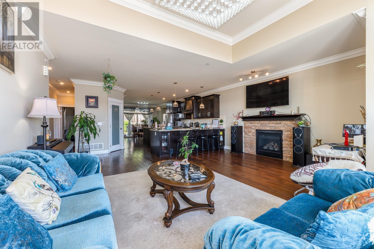 Photo 9 of 23611 Bryant Drive, Maple Ridge BC