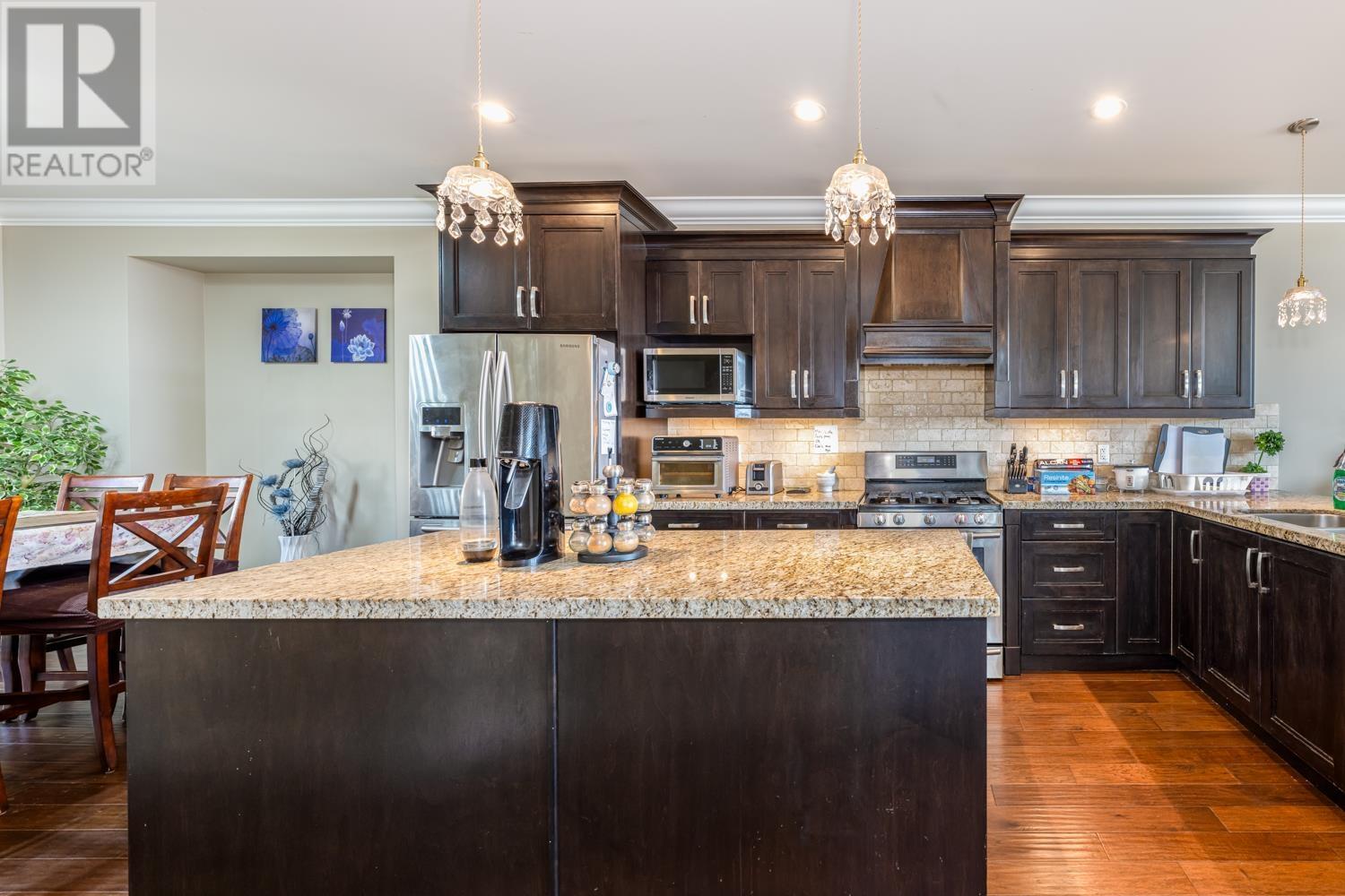 Photo 12 of 23611 Bryant Drive, Maple Ridge BC