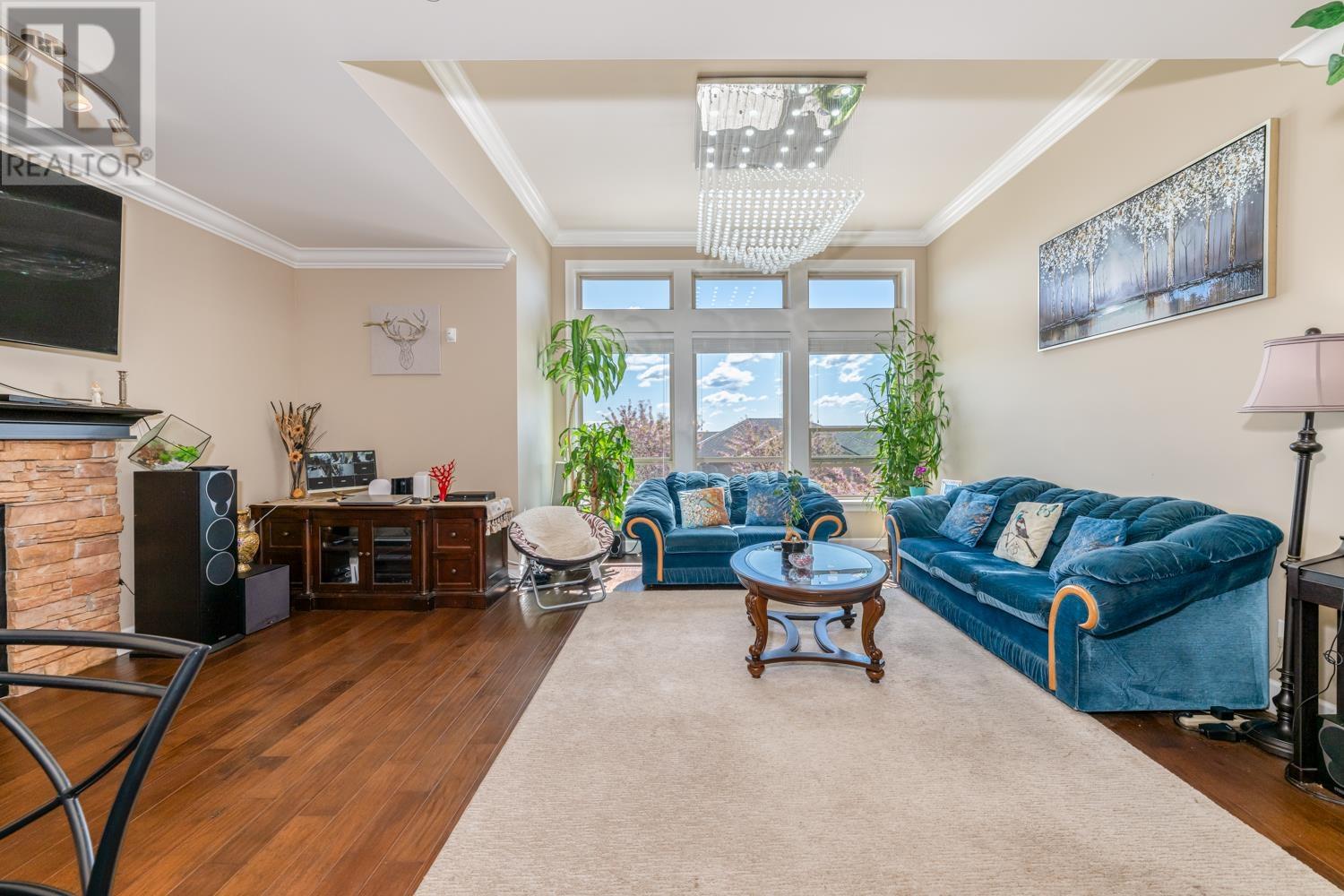 Photo 7 of 23611 Bryant Drive, Maple Ridge BC