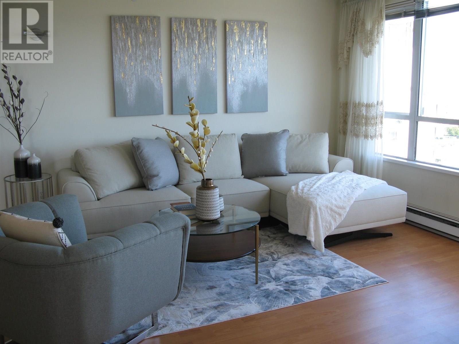 Photo 10 of 1302 7680 Granville Avenue, Richmond BC