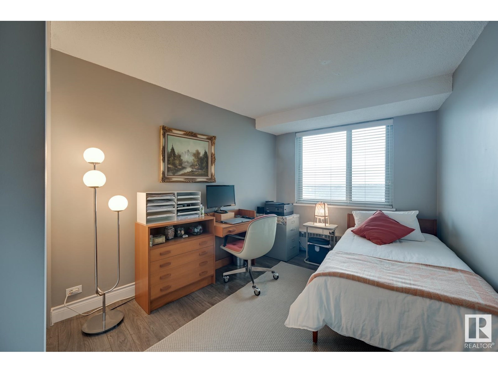 Photo 20 of 503 12207 Jasper Av Nw, Edmonton AB