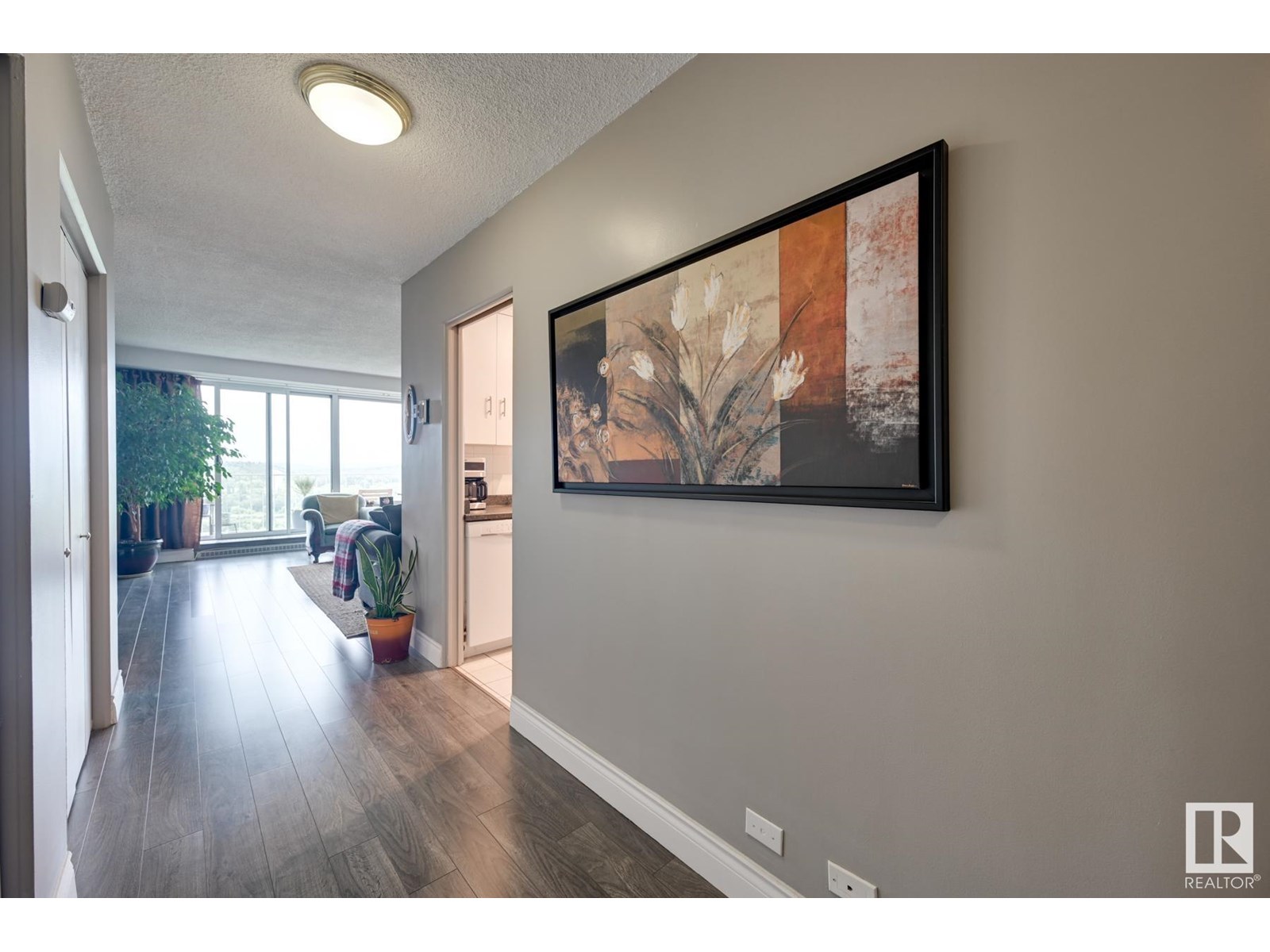 Photo 25 of 503 12207 Jasper Av Nw, Edmonton AB
