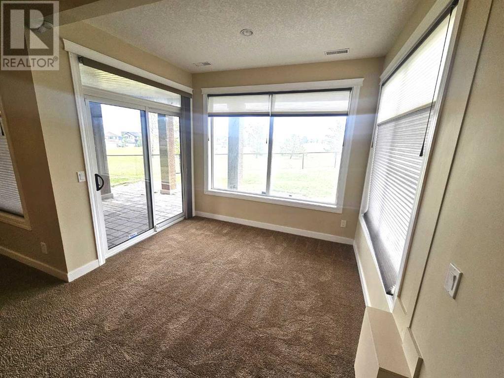 233 Pantego Road NW, Calgary, Alberta