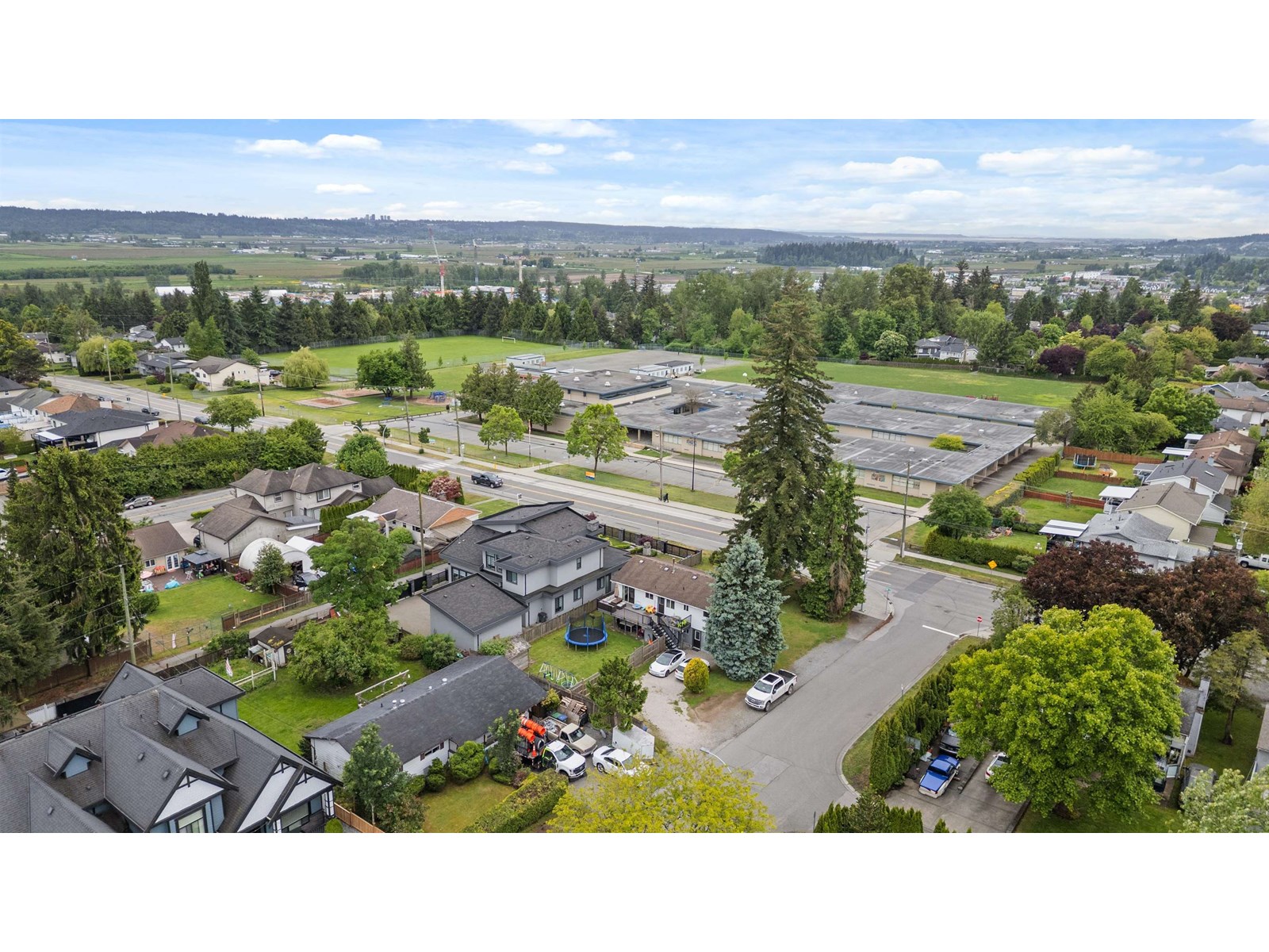 Photo 32 of 5840 184 Street, Surrey BC