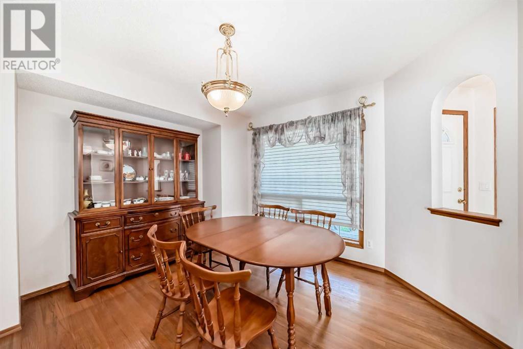 Single Family House for Sale in  Sierra Nevada Green SW Signal Hill Calgary 