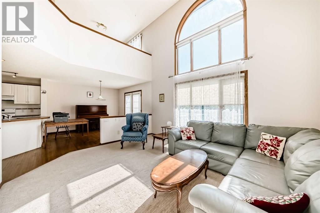 42 Sierra Nevada Green SW, Calgary, Alberta