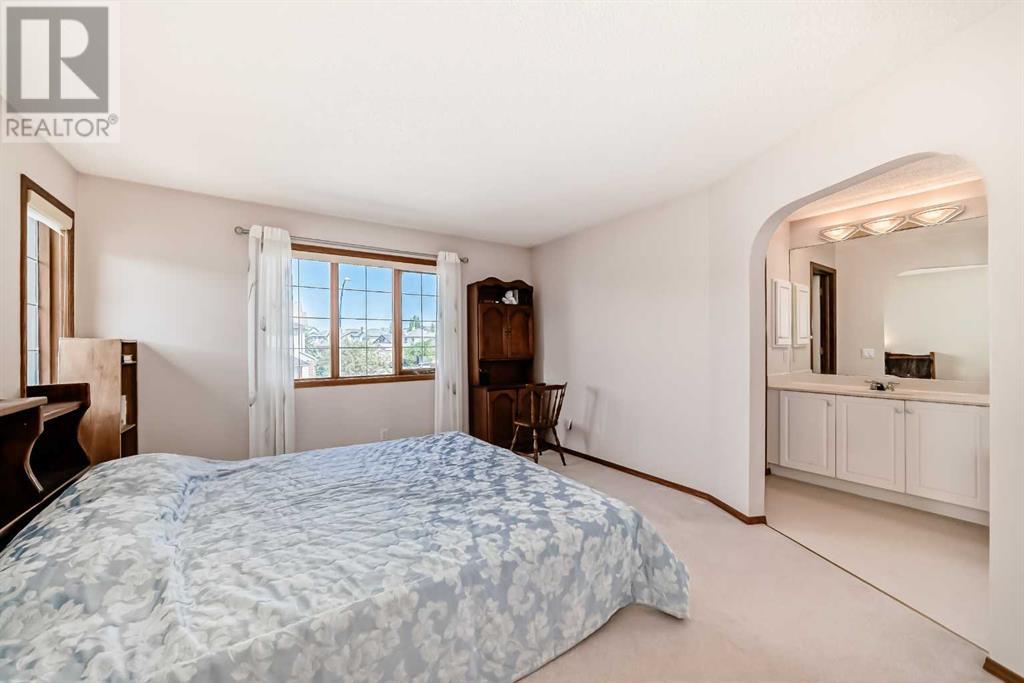 Single Family House for Sale in  Sierra Nevada Green SW Signal Hill Calgary 
