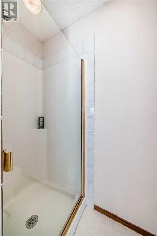 Single Family House for Sale in  Sierra Nevada Green SW Signal Hill Calgary 