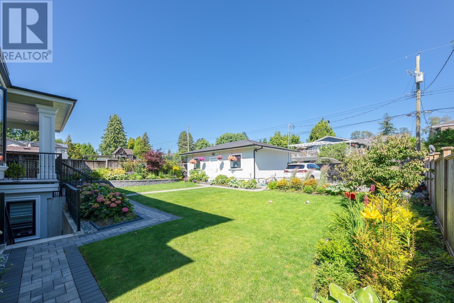 Photo 25 of 2130 Gerald Avenue, Burnaby BC
