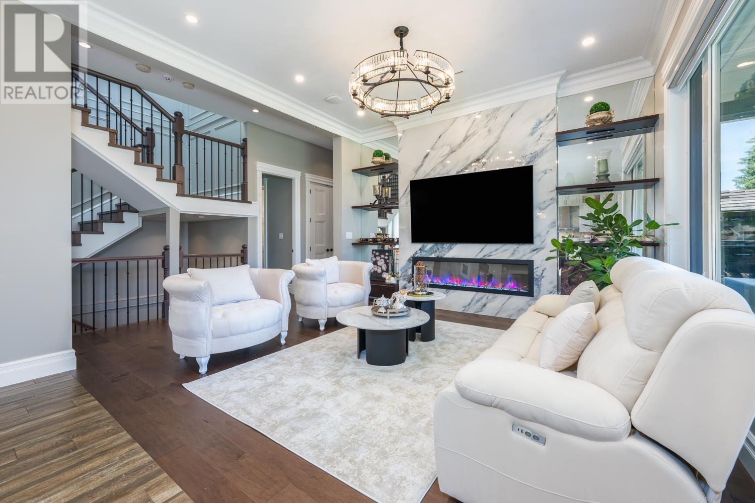 Photo 10 of 2130 Gerald Avenue, Burnaby BC