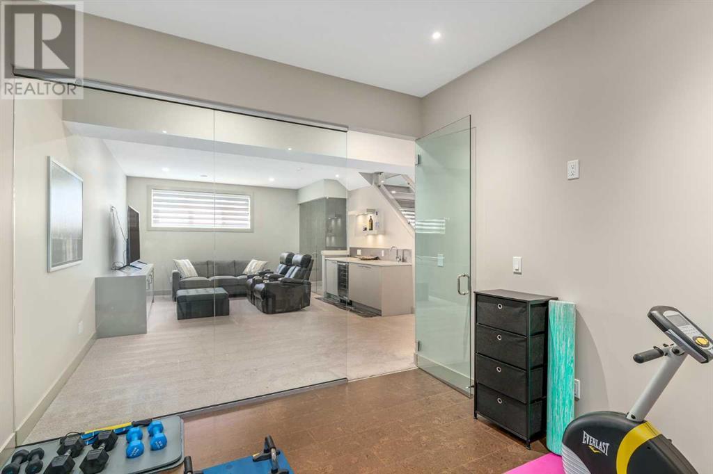Single Family House for Sale in   Avenue SW Shaganappi Calgary 