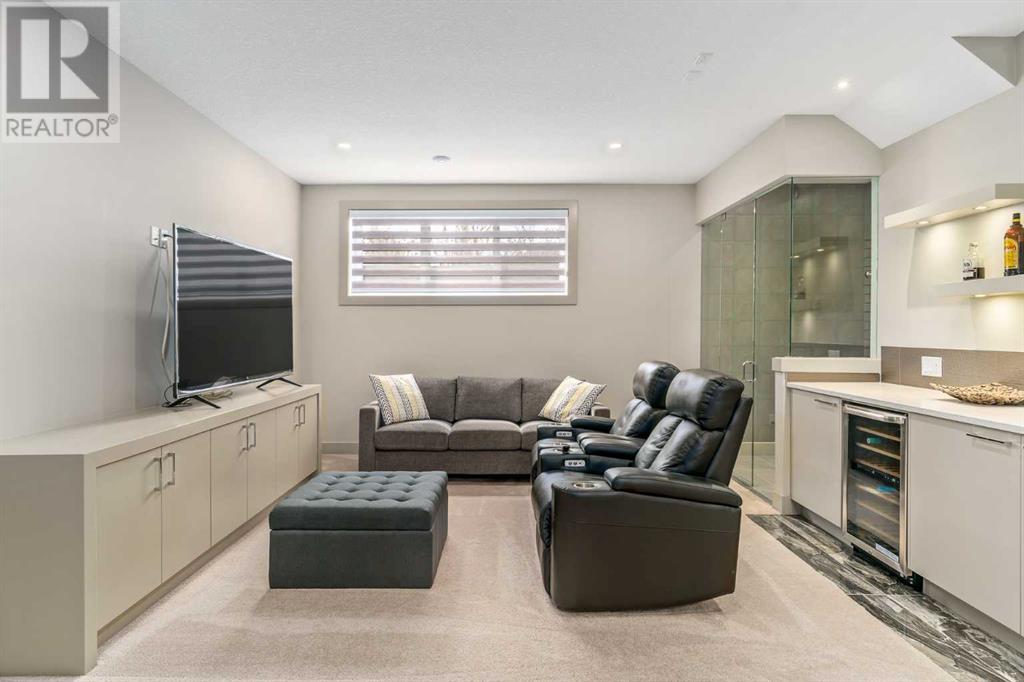 Single Family House for Sale in   Avenue SW Shaganappi Calgary 