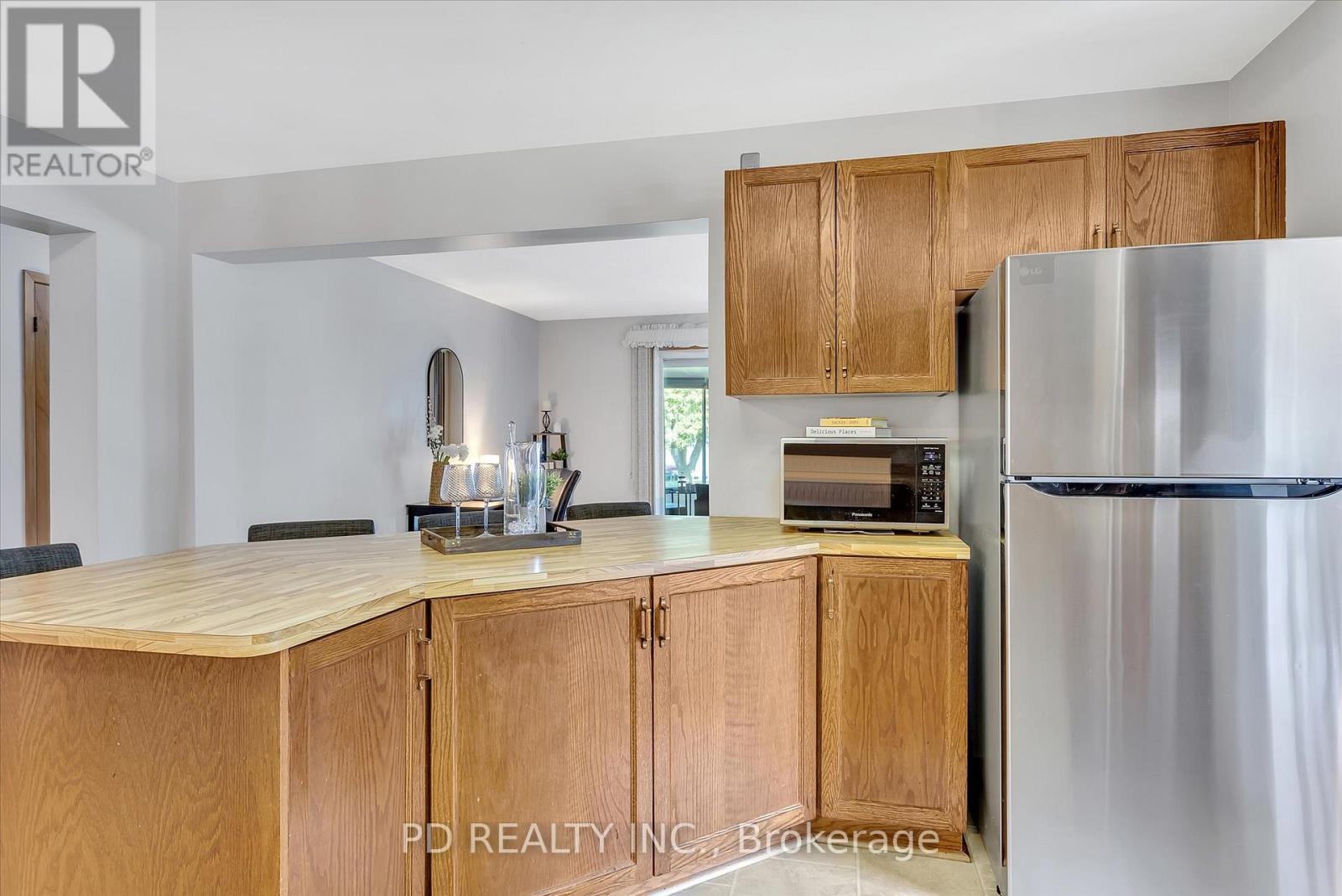 Photo 13 of 169 Kenedon Drive, Kawartha Lakes ON