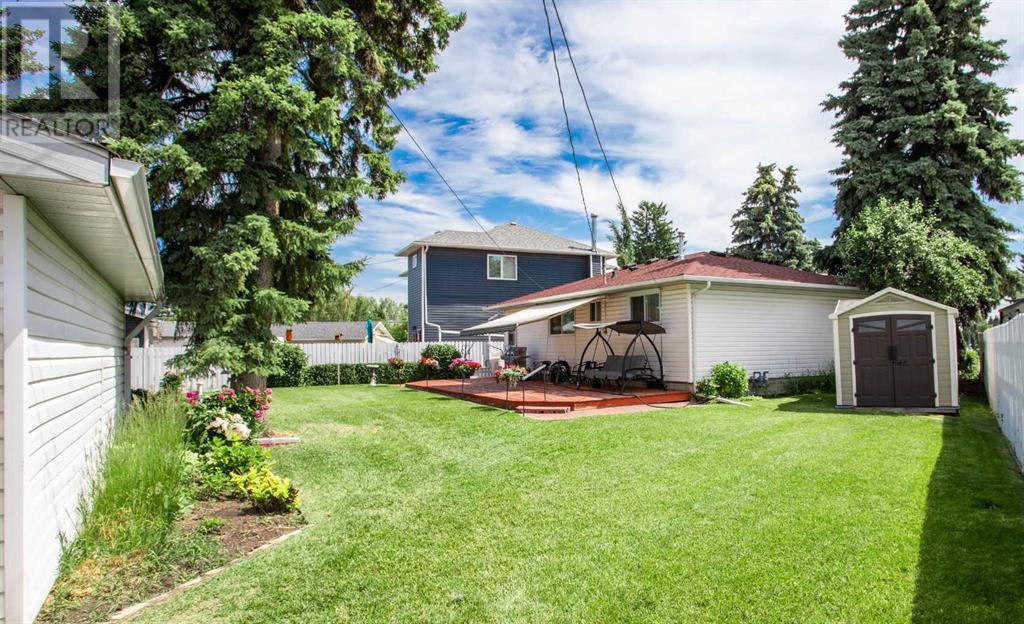 Single Family House Bungalow for Sale in  Aurora Place SE Acadia Calgary 