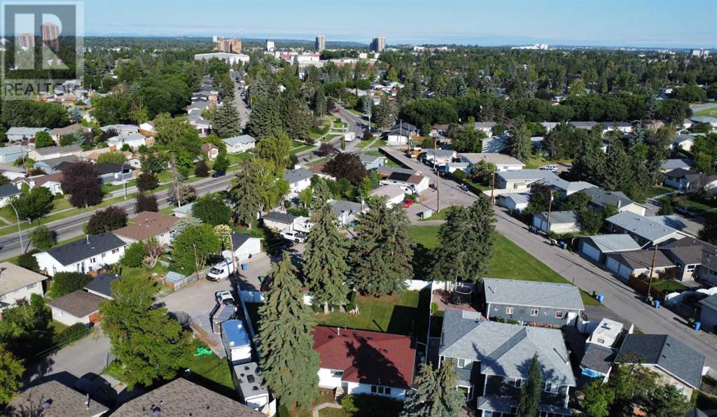Single Family House Bungalow for Sale in  Aurora Place SE Acadia Calgary 