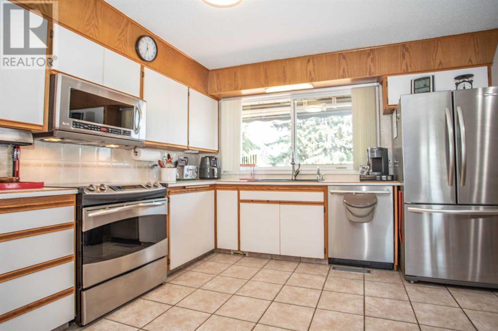 Single Family House Bungalow for Sale in  Aurora Place SE Acadia Calgary 