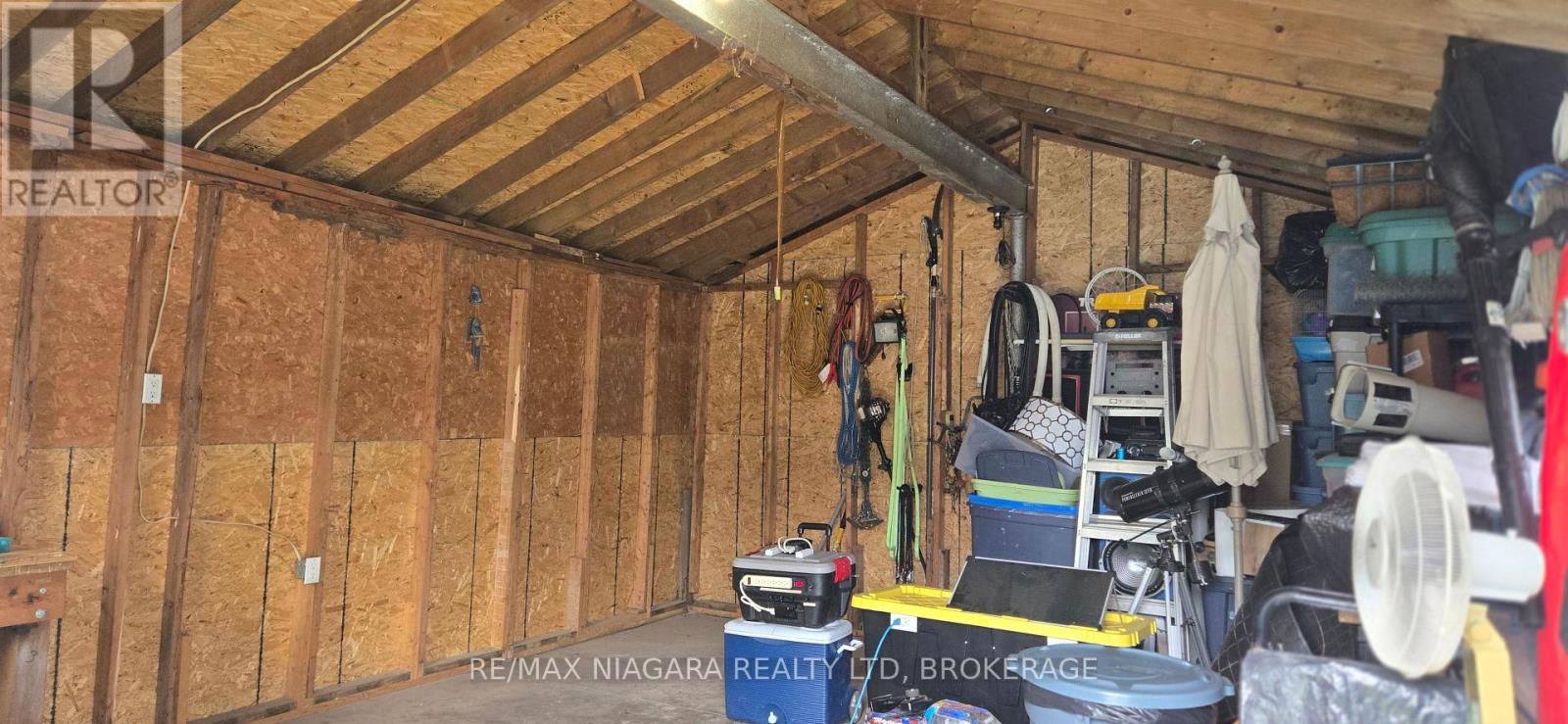 Photo 17 of 16 Churchill Street, St Catharines ON