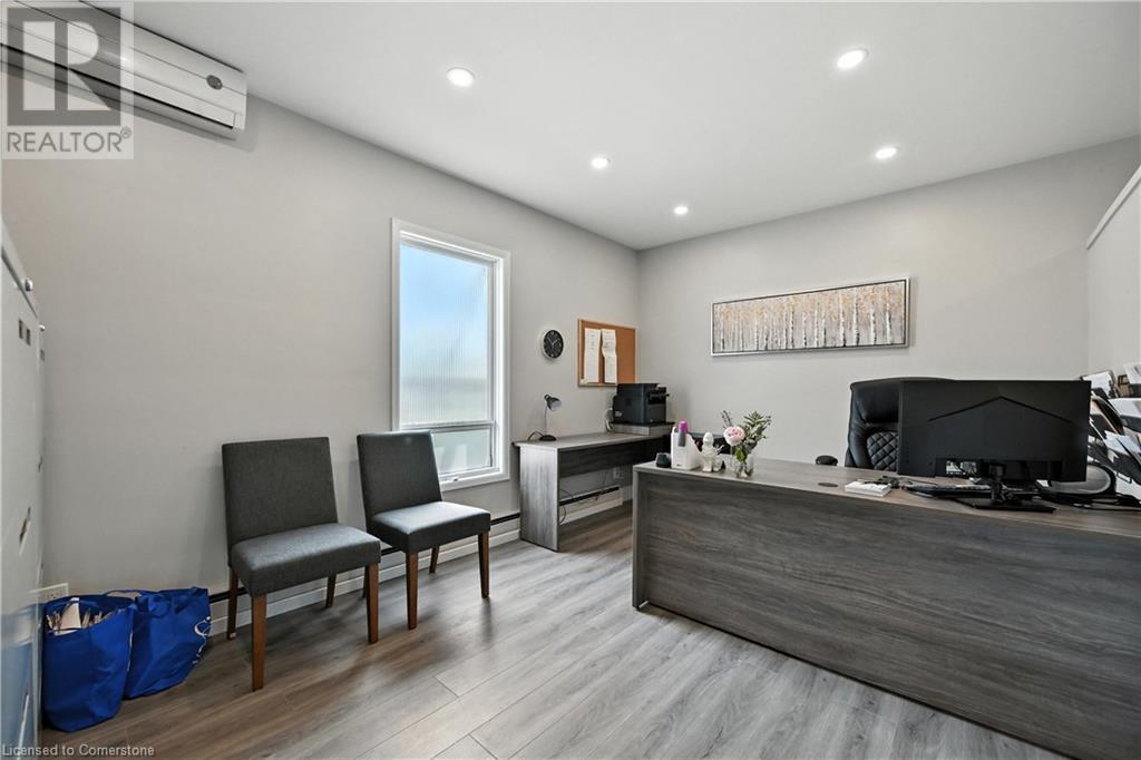 Photo 14 of 22 Mill Street S, Hamilton ON