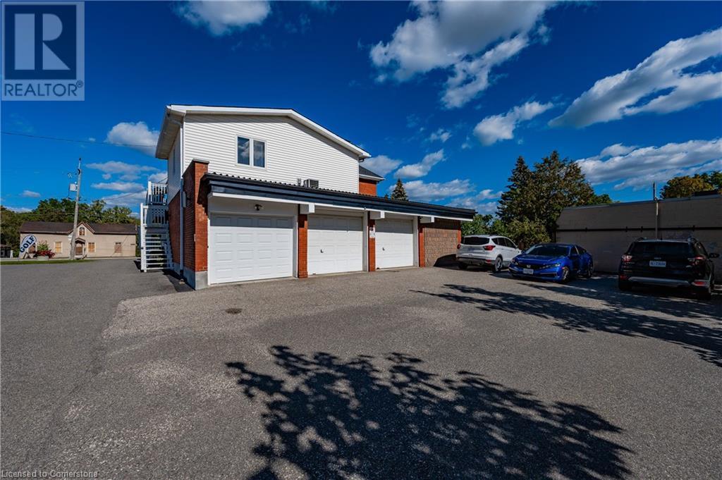 Photo 6 of 22 Mill Street S, Hamilton ON