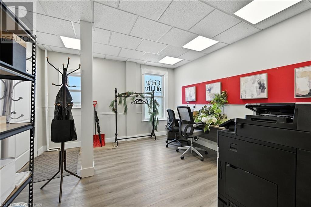 Photo 18 of 22 Mill Street S, Hamilton ON