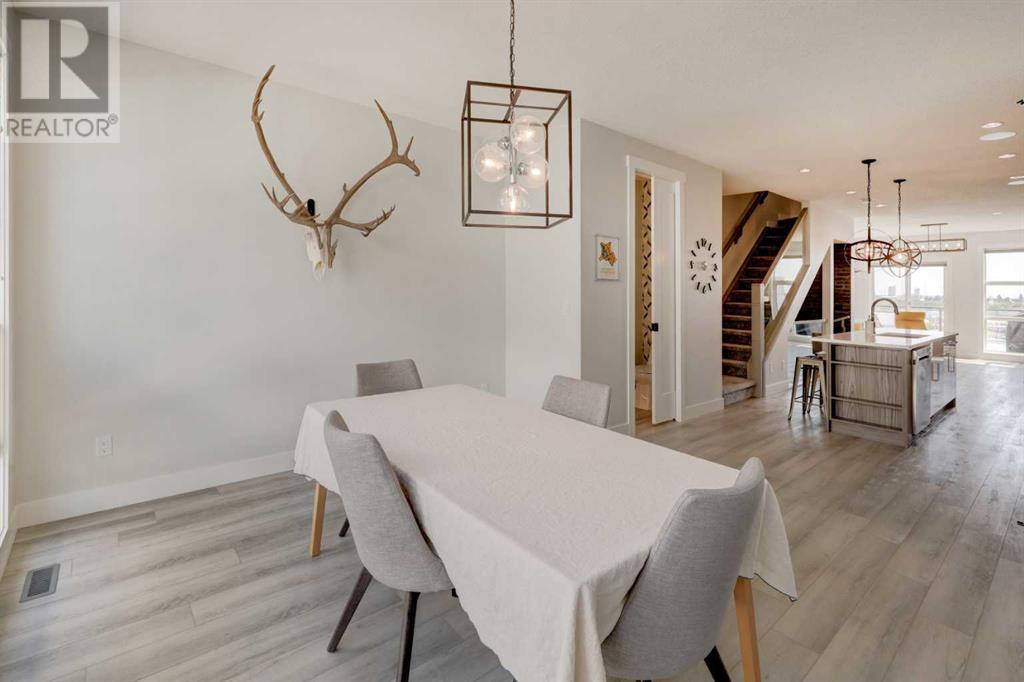 Single Family House for Sale in   Parkhill Place SW Parkhill Calgary 