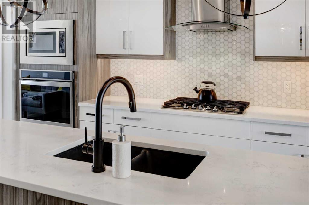 Single Family House for Sale in   Parkhill Place SW Parkhill Calgary 