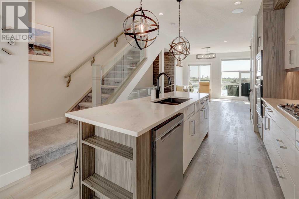 Single Family House for Sale in   Parkhill Place SW Parkhill Calgary 