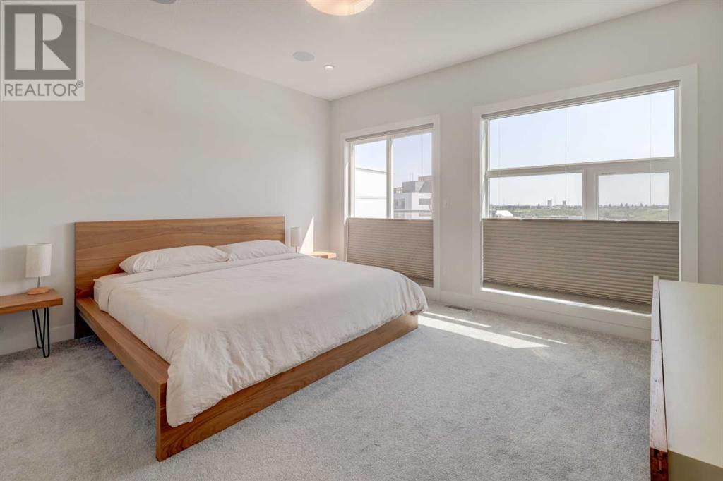 Single Family House for Sale in   Parkhill Place SW Parkhill Calgary 