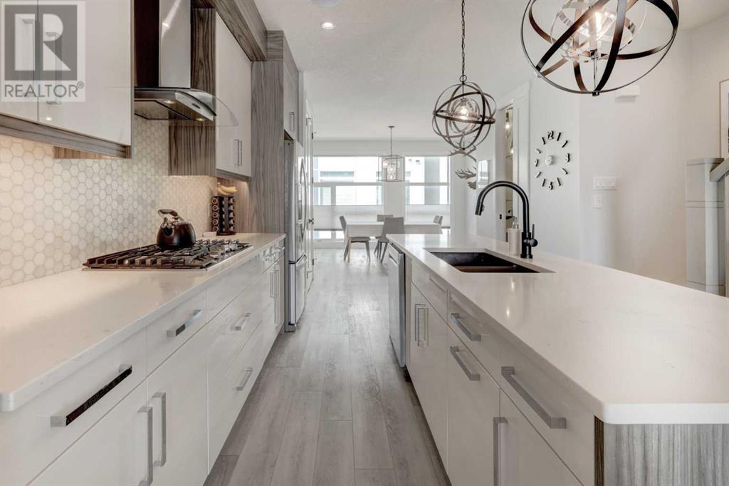 Single Family House for Sale in   Parkhill Place SW Parkhill Calgary 