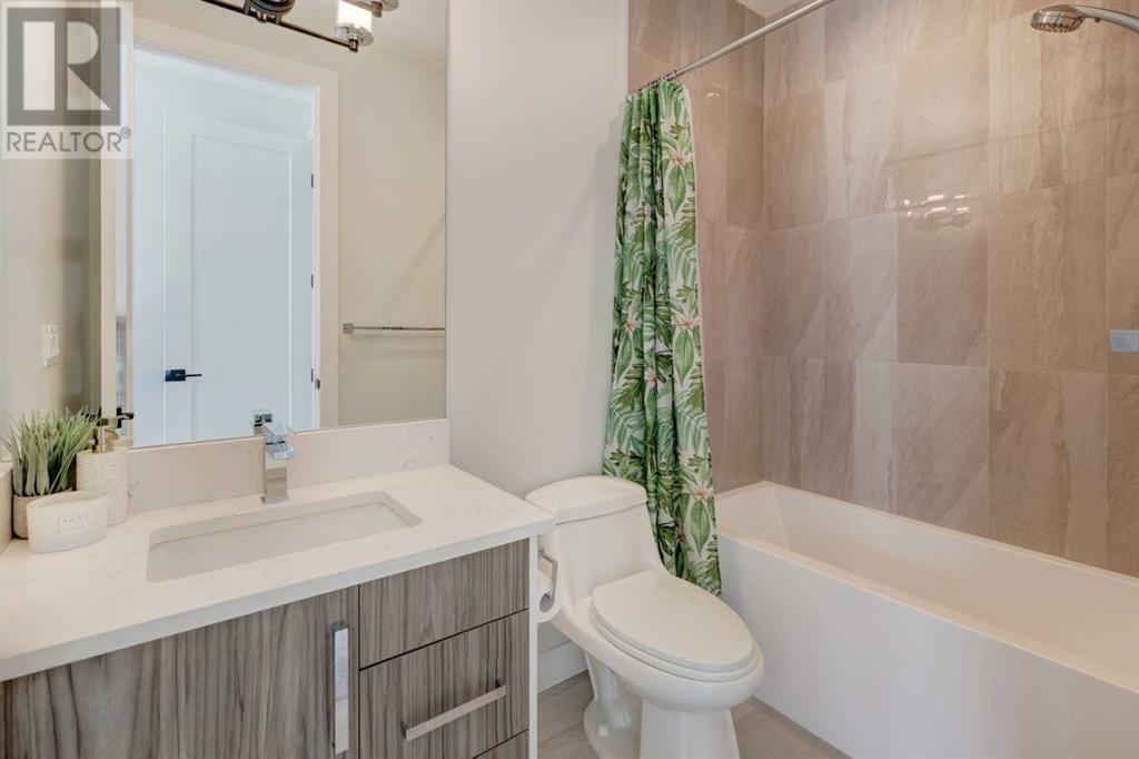 Single Family House for Sale in   Parkhill Place SW Parkhill Calgary 