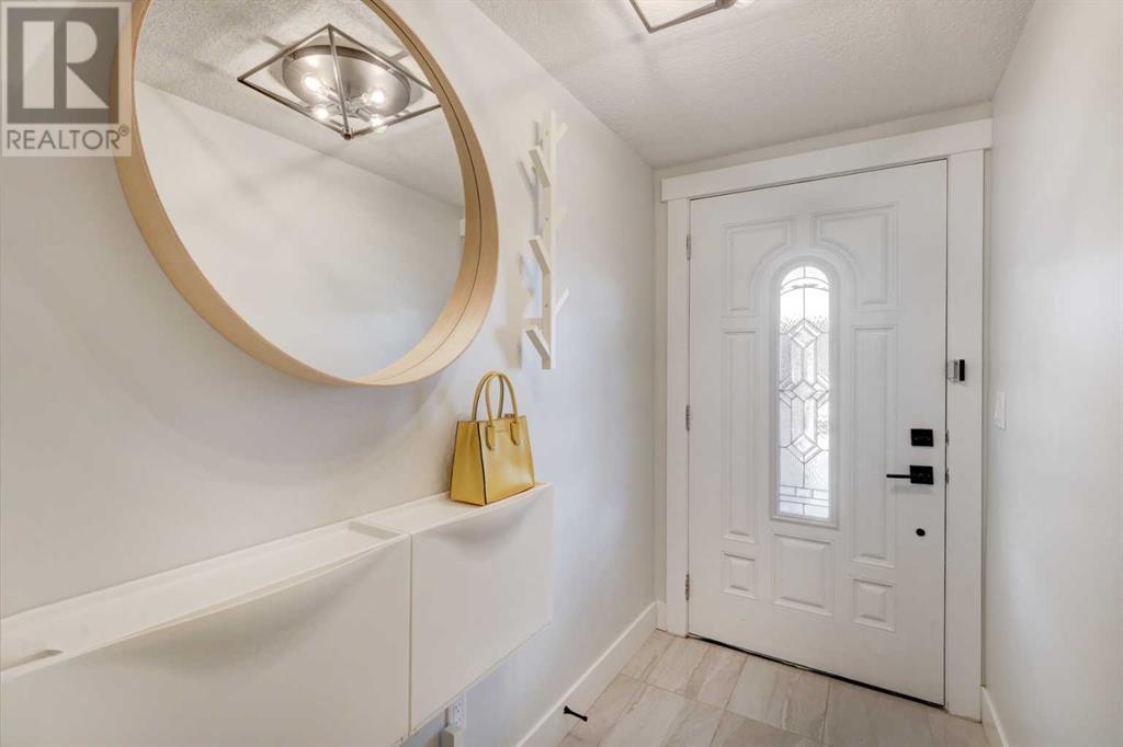 Single Family House for Sale in   Parkhill Place SW Parkhill Calgary 