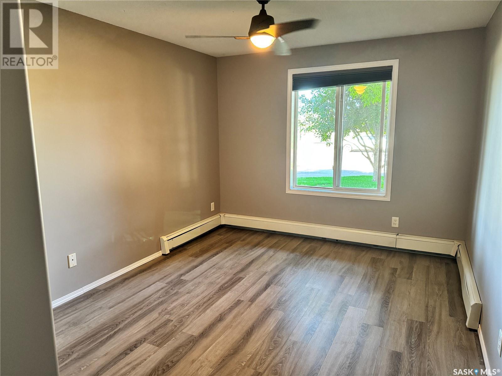 Single Family House High rise for Sale in   Lowe ROAD Saskatoon 